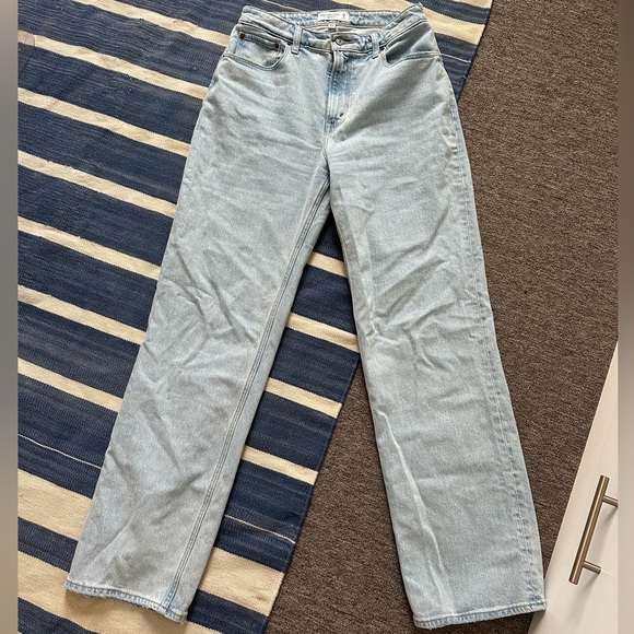 Abercrombie & Fitch Denim - Abercrombie Curve Love high rise 90s relaxed jean